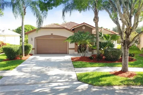 6220 Swans Terrace Coconut Creek FL 33073