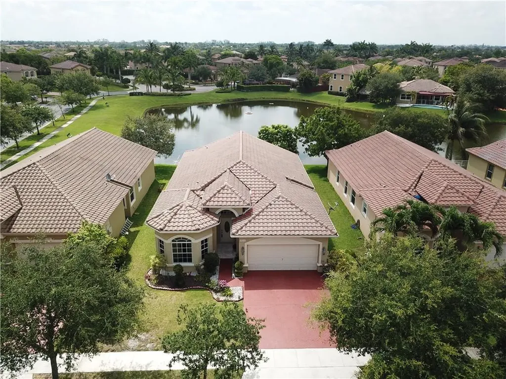 5211 SW 141st Avenue Miramar FL 33027