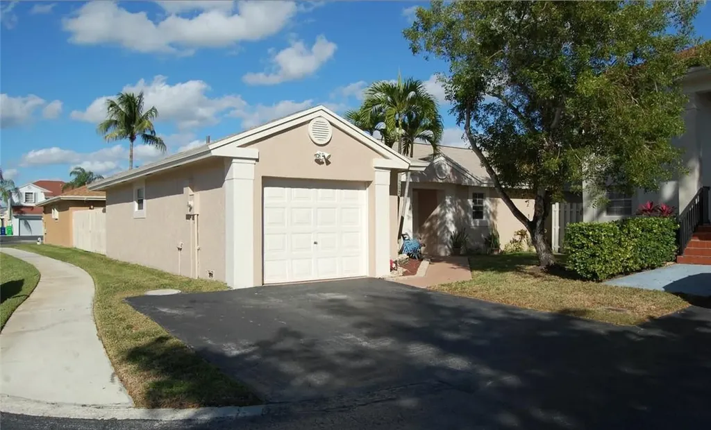 3712 NW 107th Terrace Sunrise FL 33351