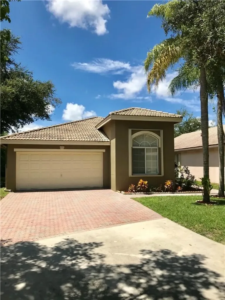 5002 Heron Court Coconut Creek FL 33073