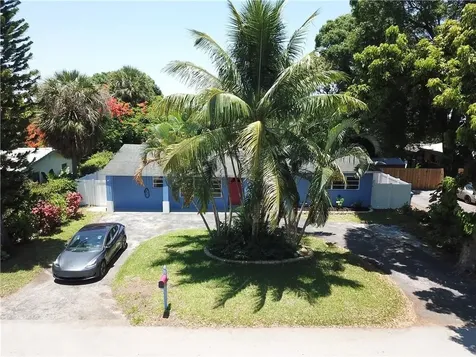81 NW 35th Street Oakland Park FL 33309