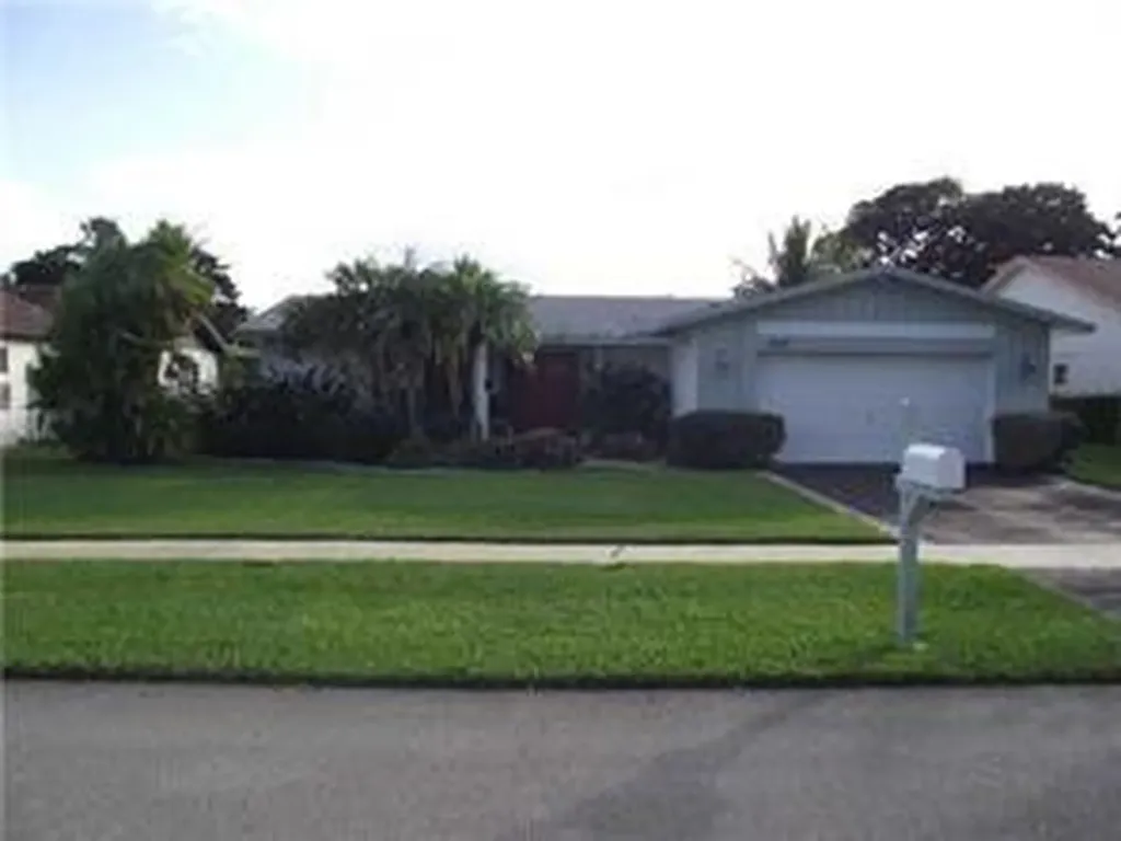 9454 NW 46th Street Sunrise FL 33351