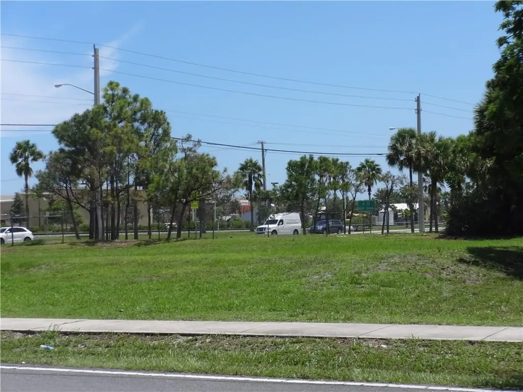800 NW Dixie Highway Pompano Beach FL 33060