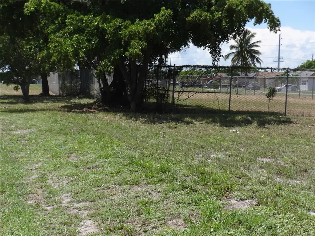 800 NW Dixie Highway Pompano Beach FL 33060
