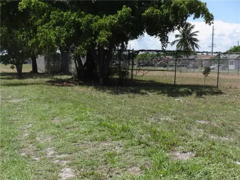 800 NW Dixie Highway Pompano Beach FL 33060
