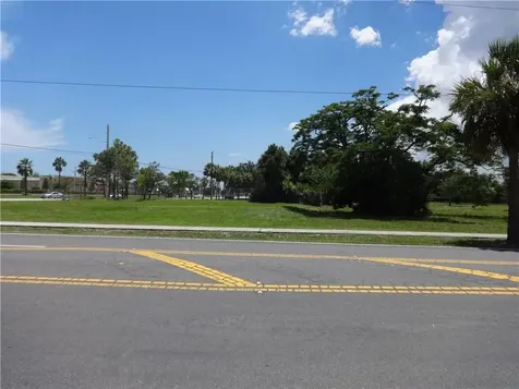 800 NW Dixie Highway Pompano Beach FL 33060
