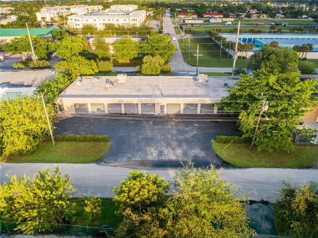 800 SW 15th Avenue Delray Beach FL 33444