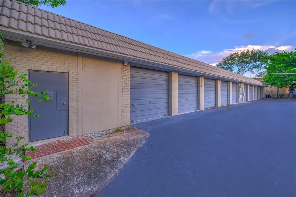 800 SW 15th Avenue Delray Beach FL 33444