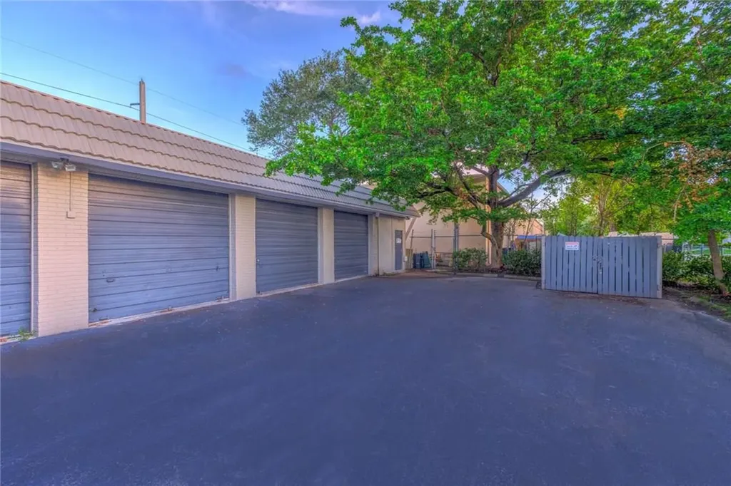 800 SW 15th Avenue Delray Beach FL 33444