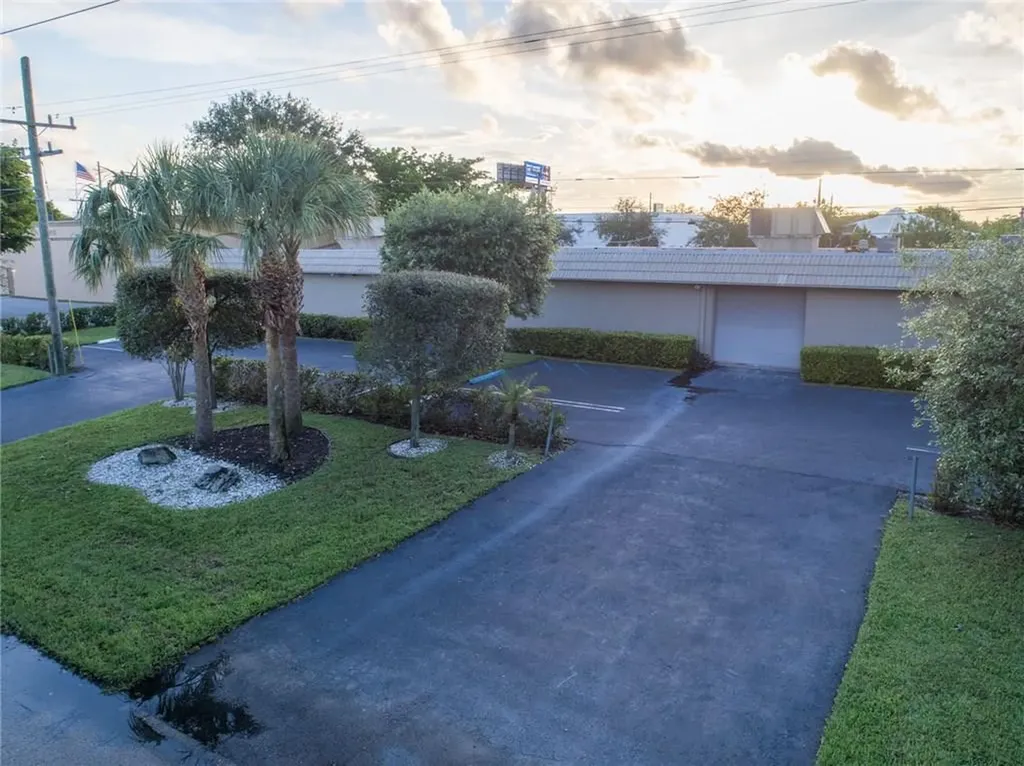 800 SW 15th Avenue Delray Beach FL 33444