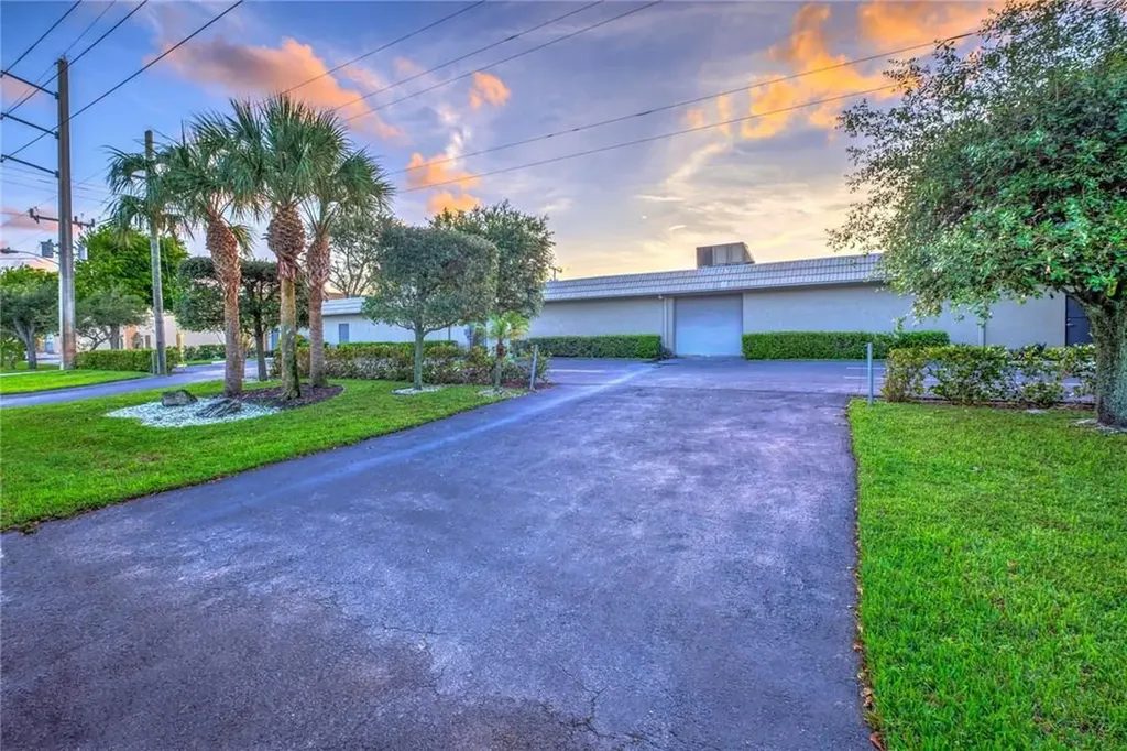 800 SW 15th Avenue Delray Beach FL 33444