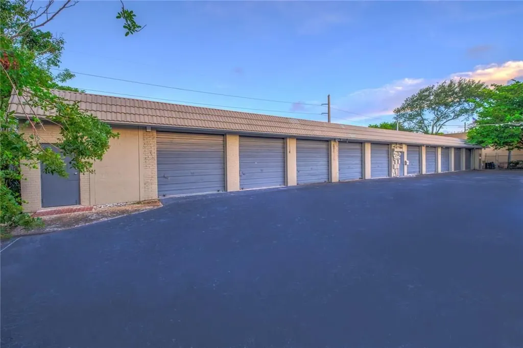 800 SW 15th Avenue Delray Beach FL 33444