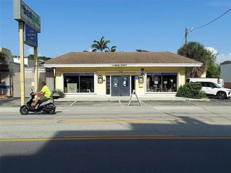3001 NE 6 Avenue Wilton Manors FL 33334