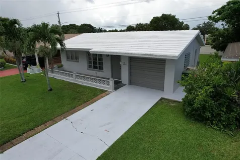 8602 NW 57th Court Tamarac FL 33321
