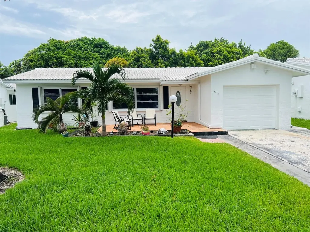 1421 NW 90th Way Plantation FL 33322