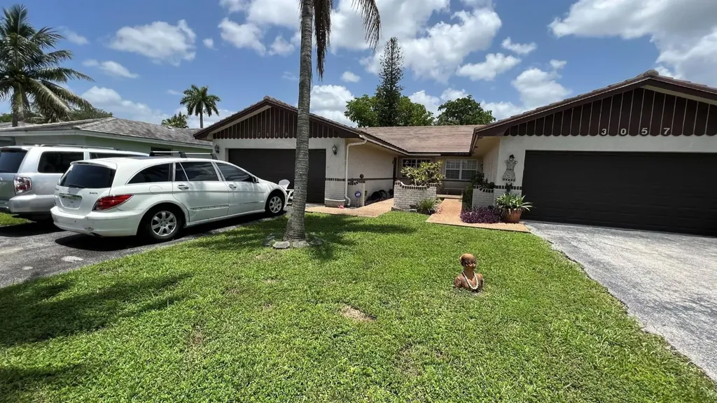 3059 NW 103rd Lane Coral Springs FL 33065