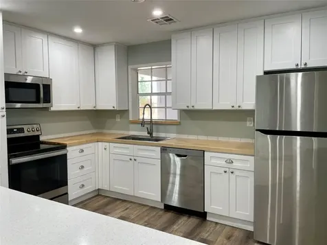 437 Cypress Lane Palm Springs FL 33461