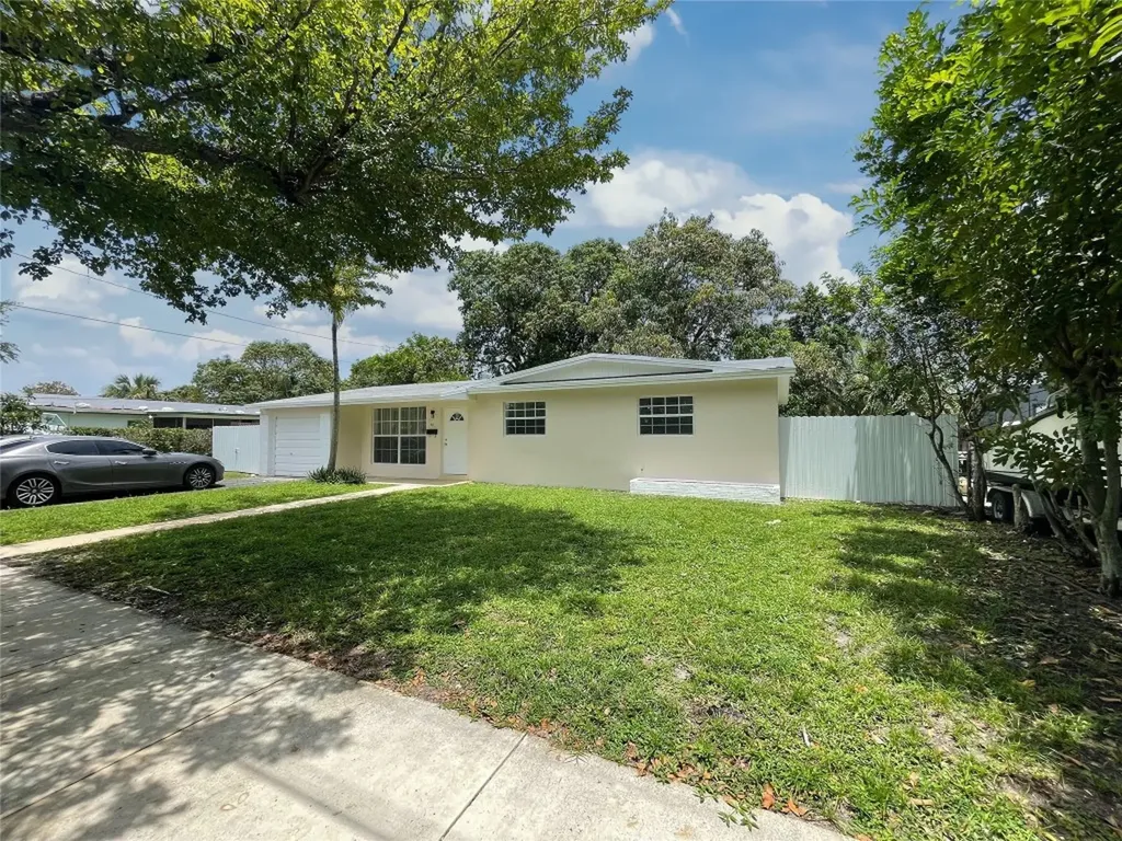 411 N 72nd Avenue Hollywood FL 33024