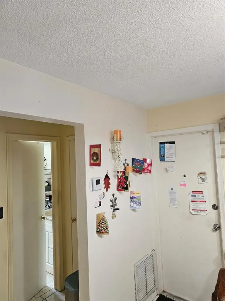6700 NW 25th Street Sunrise FL 33313