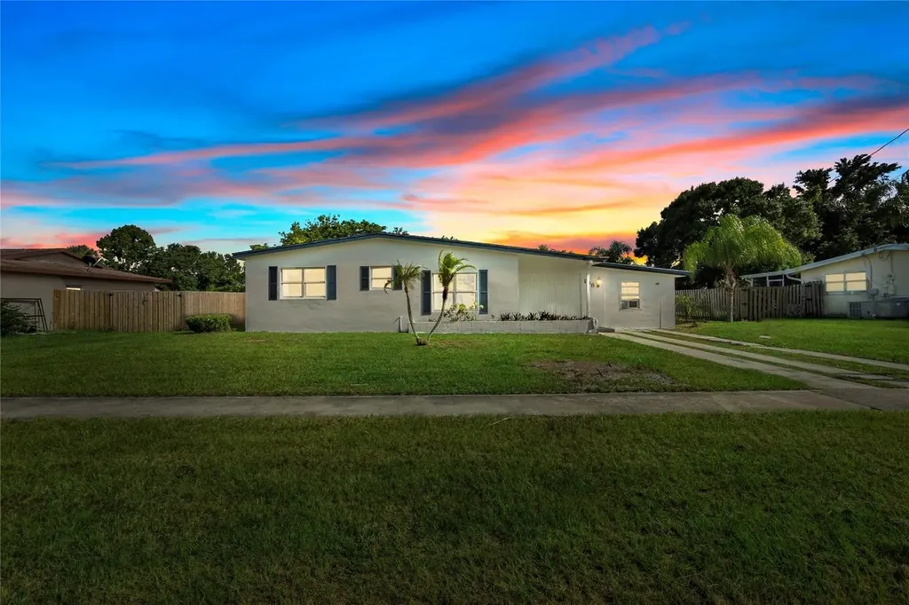 108 S Naranja Avenue Port St Lucie FL 34983