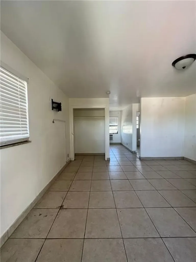 2417 N 19th Avenue Hollywood FL 33020