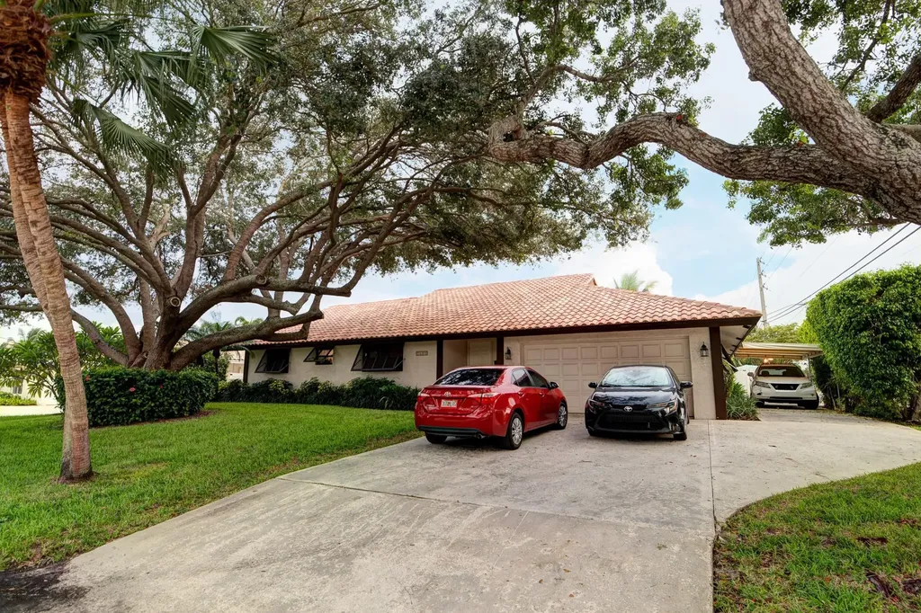 2600 NE 5th Street Pompano Beach FL 33062