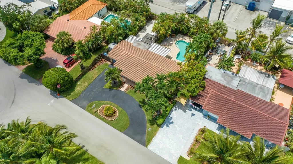 4741 NE 13th Avenue Oakland Park FL 33334