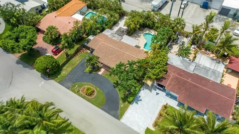 4741 NE 13th Avenue Oakland Park FL 33334
