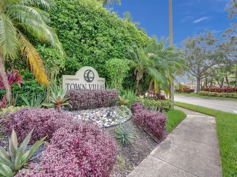 18970 Stewart Circle Boca Raton FL 33496