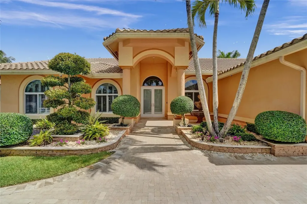 10857 NW 5th Street Plantation FL 33324