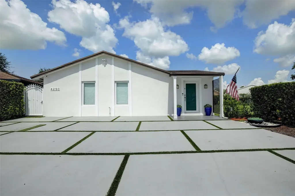 4250 SW 137th Court Miami FL 33175