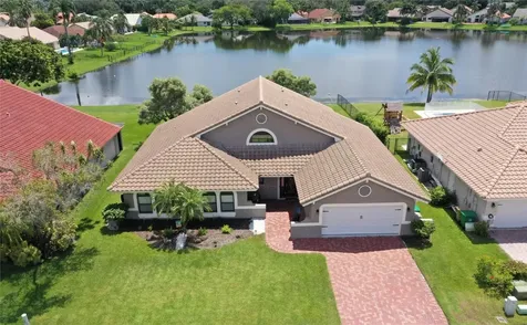 1540 W Oak Knoll Circle Davie FL 33324