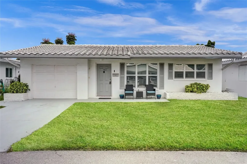 7502 NW 70th Terrace Tamarac FL 33321