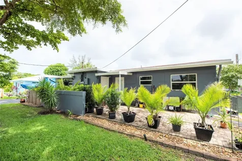 3621 NE 8th Avenue Oakland Park FL 33334