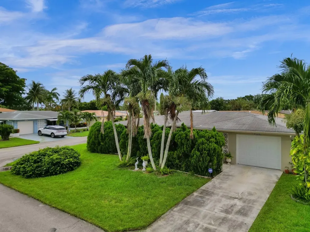 4520 Monterey Drive Tamarac FL 33319