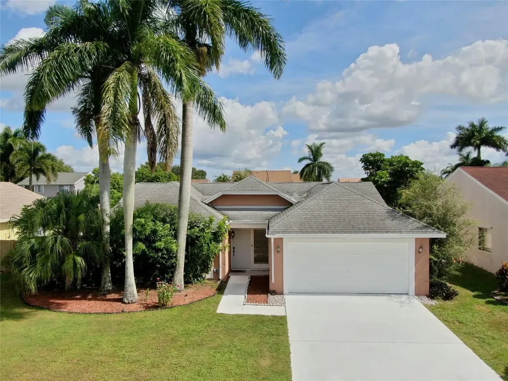 9846 Goldenrod Drive Boynton Beach FL 33437