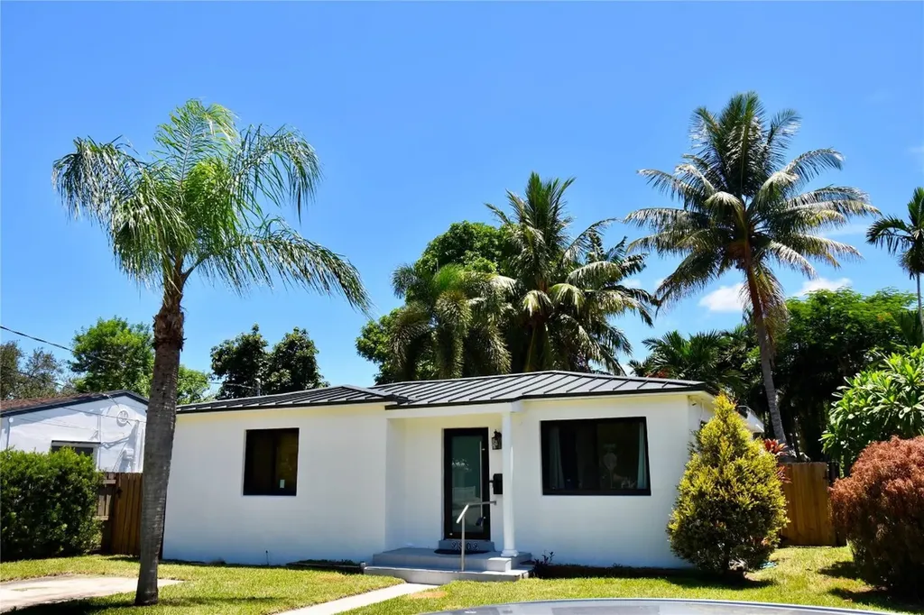 2302 Arthur Street Hollywood FL 33020