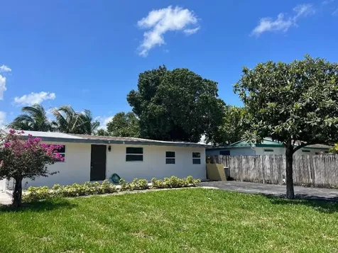 7945 Loomis Street Lantana FL 33462
