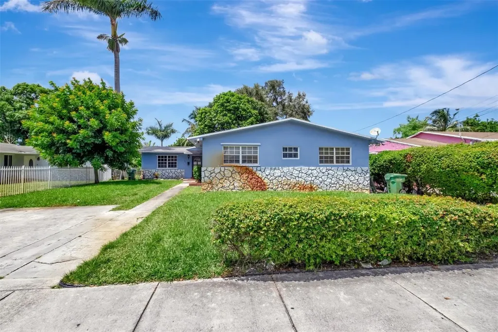 1361 NE 145th Street Miami FL 33161