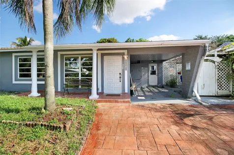 7010 Scott Street Hollywood FL 33024