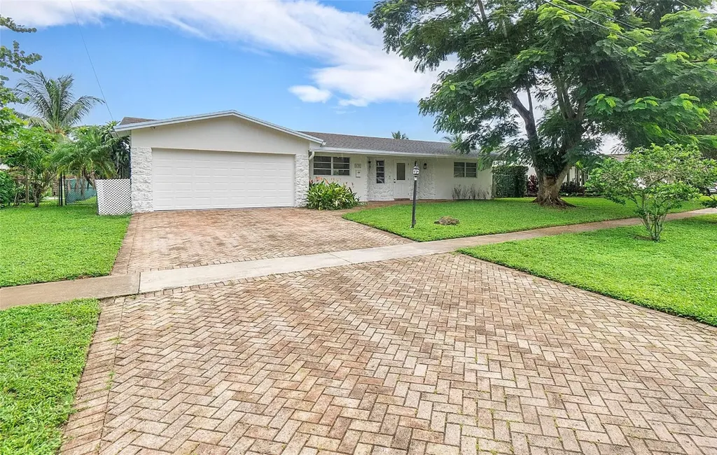 420 NW 43rd Avenue Coconut Creek FL 33066