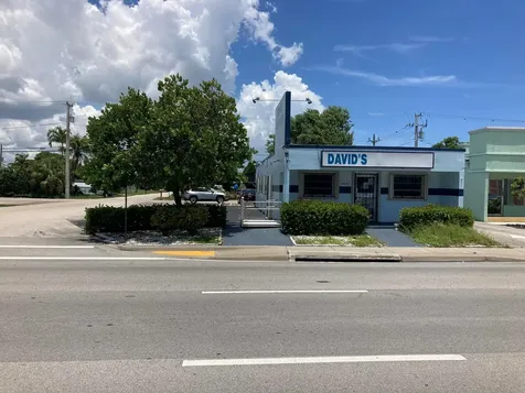 1637 E Sample Road Pompano Beach FL 33064