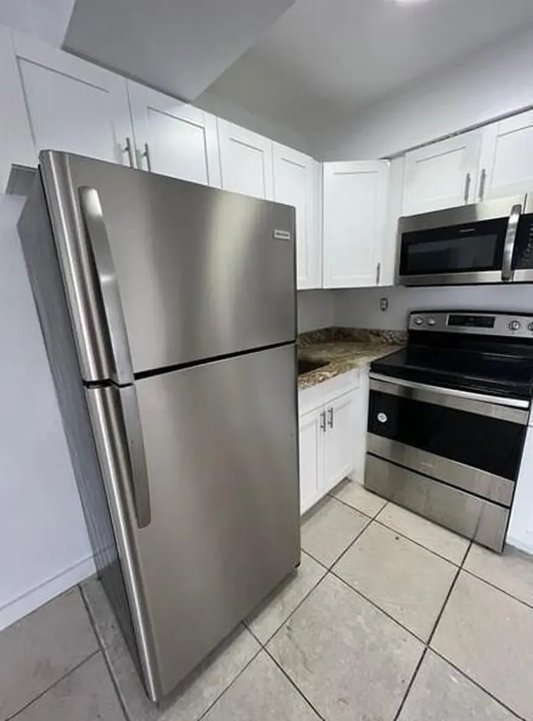 Pompano Beach FL 33060