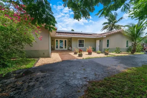 4115 SW 5th Street Plantation FL 33317