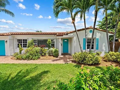 2521 NE 11th Court Fort Lauderdale FL 33304