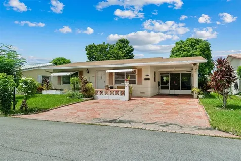 4905 NW 43rd Terrace Tamarac FL 33319