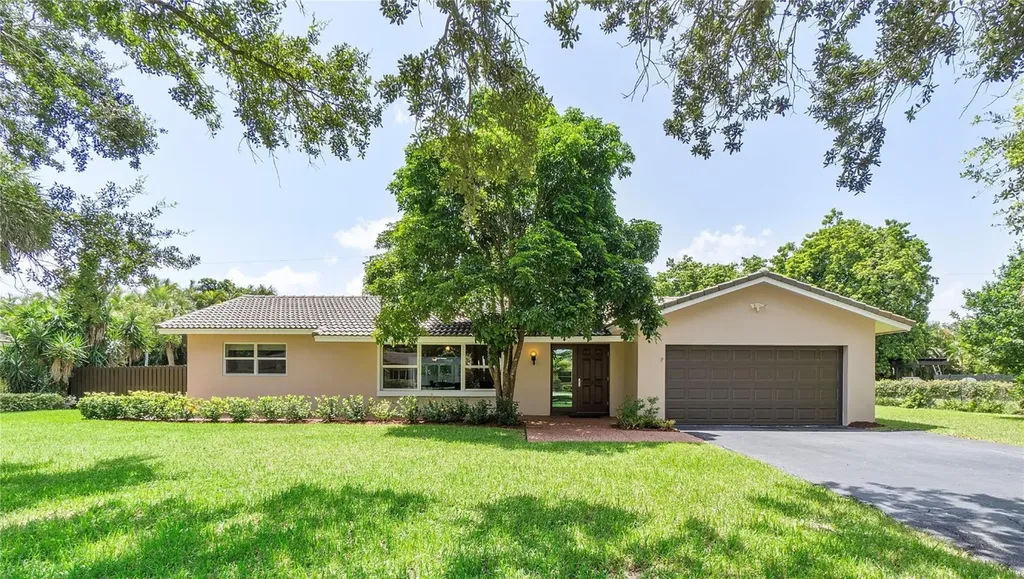 8302 NW 37th Street Coral Springs FL 33065