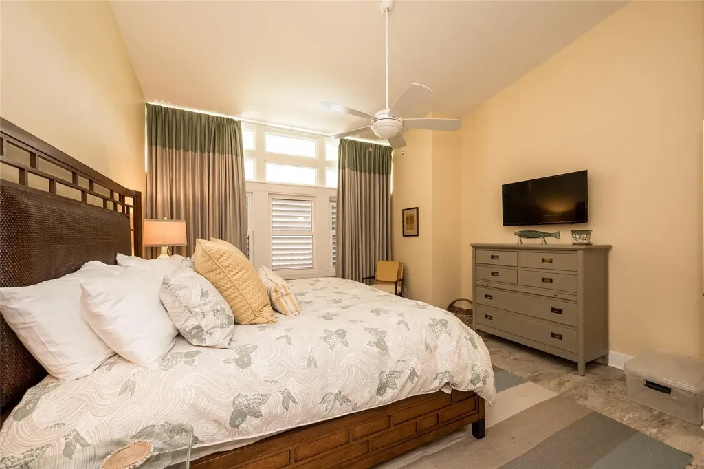 1500 Atlantic Key West FL