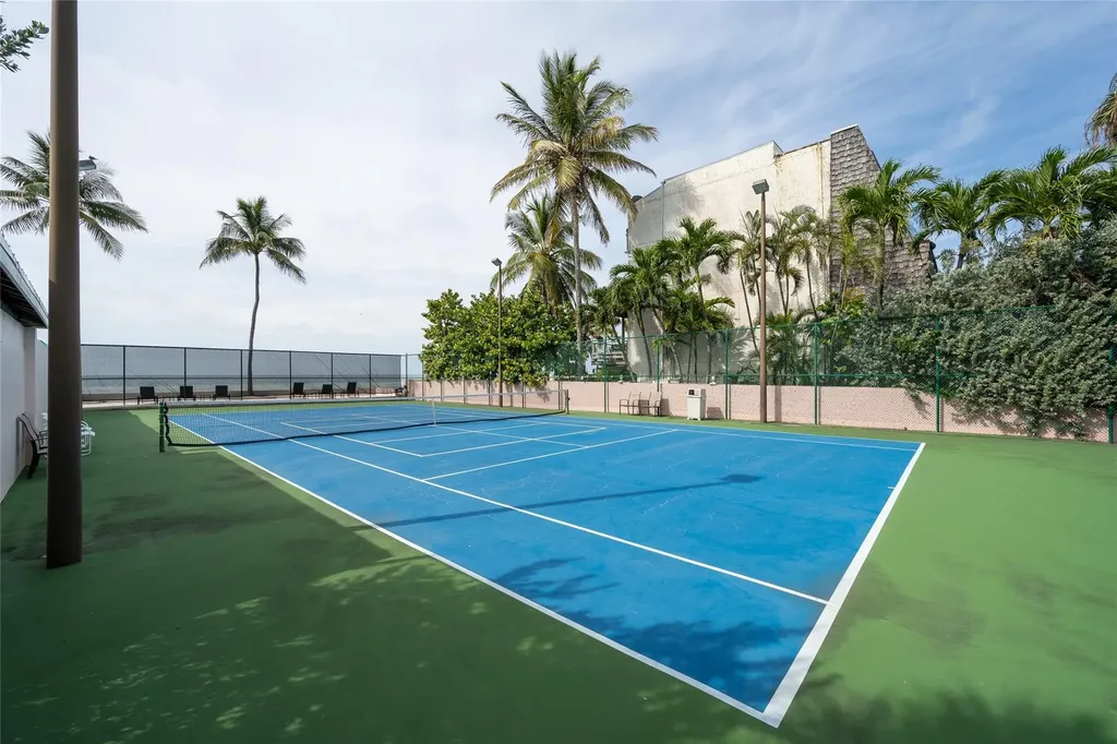 1500 Atlantic Key West FL
