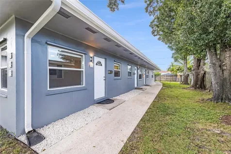 33 NE 25th Street Wilton Manors FL 33305